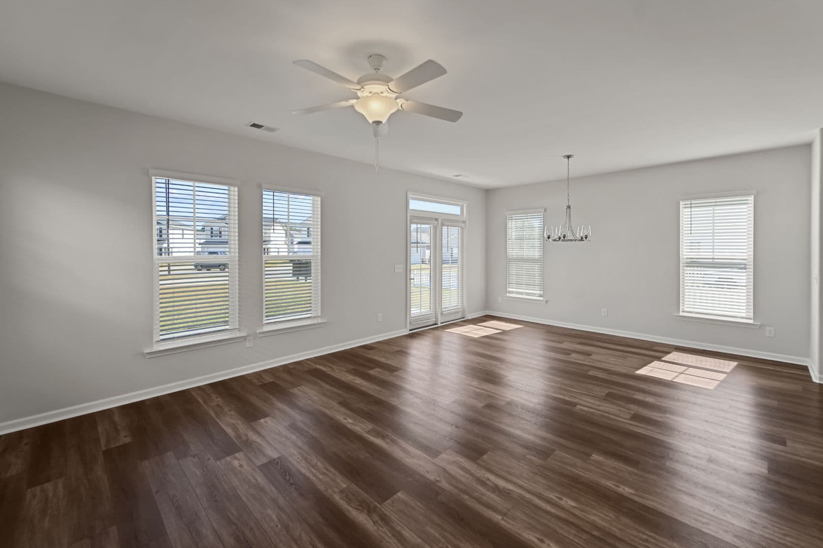 Savannah House: 207 Flagler Drive