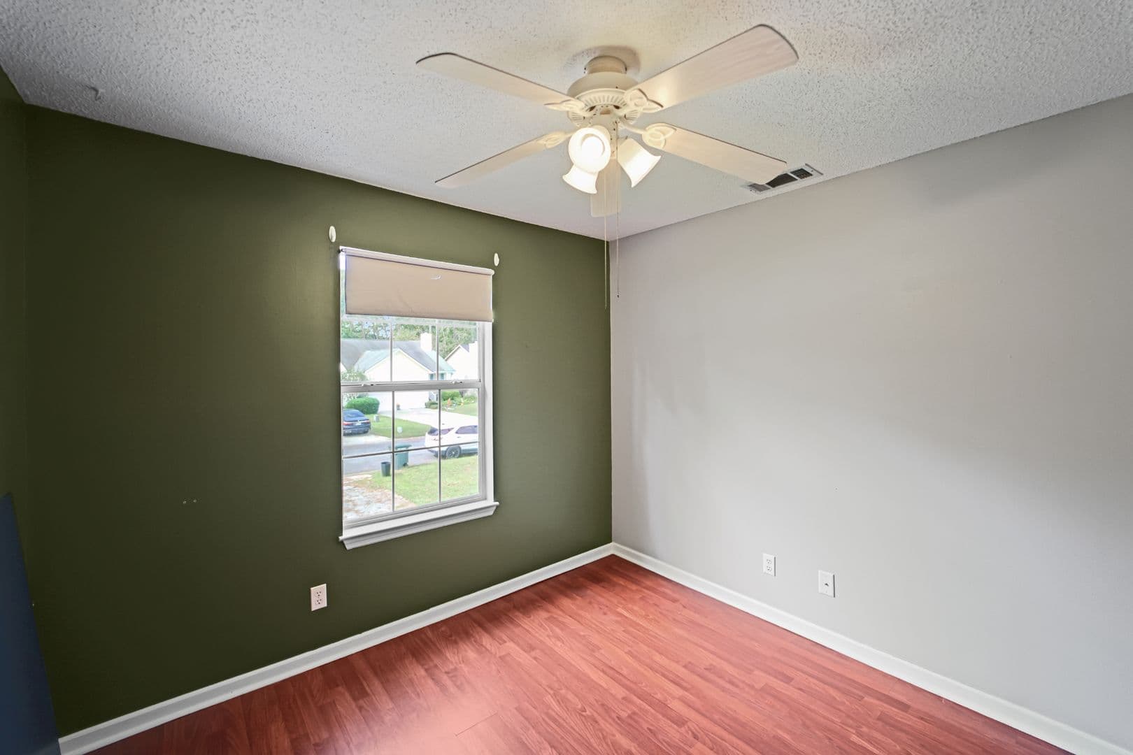 Savannah House: 143 Sugar Mill Circle
