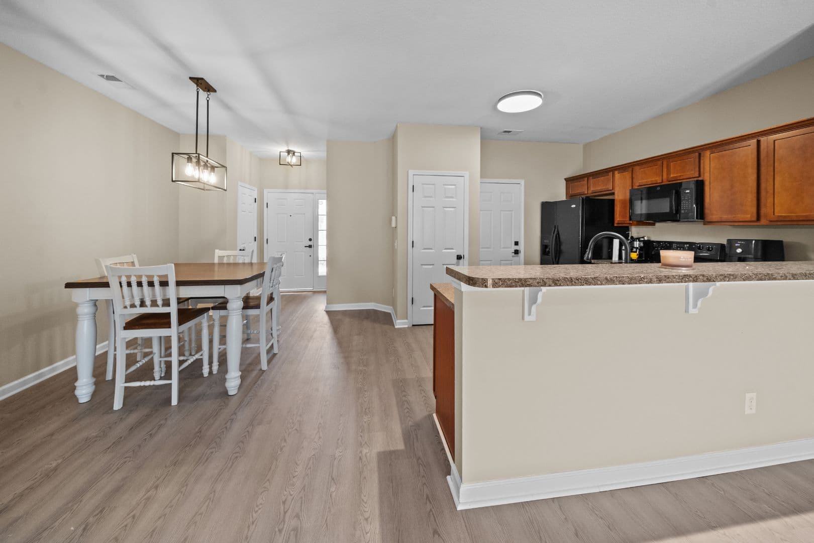 Richmond Hill Townhome: 45 Canyon Oak Loop