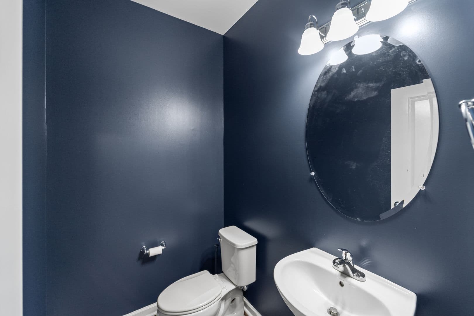 Richmond Hill House: 29 Lawley Ct