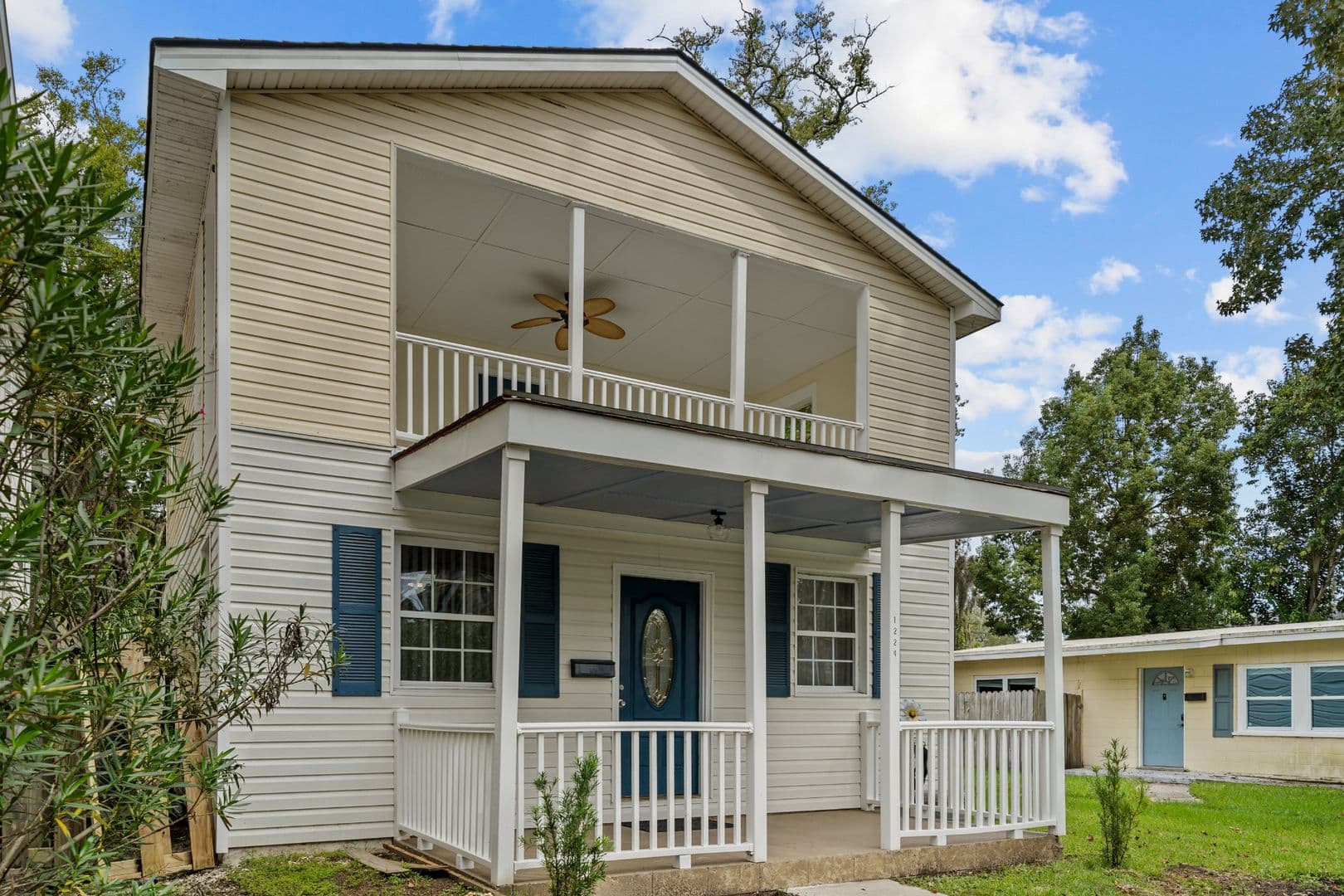 Savannah House: 1224 East Henry Street