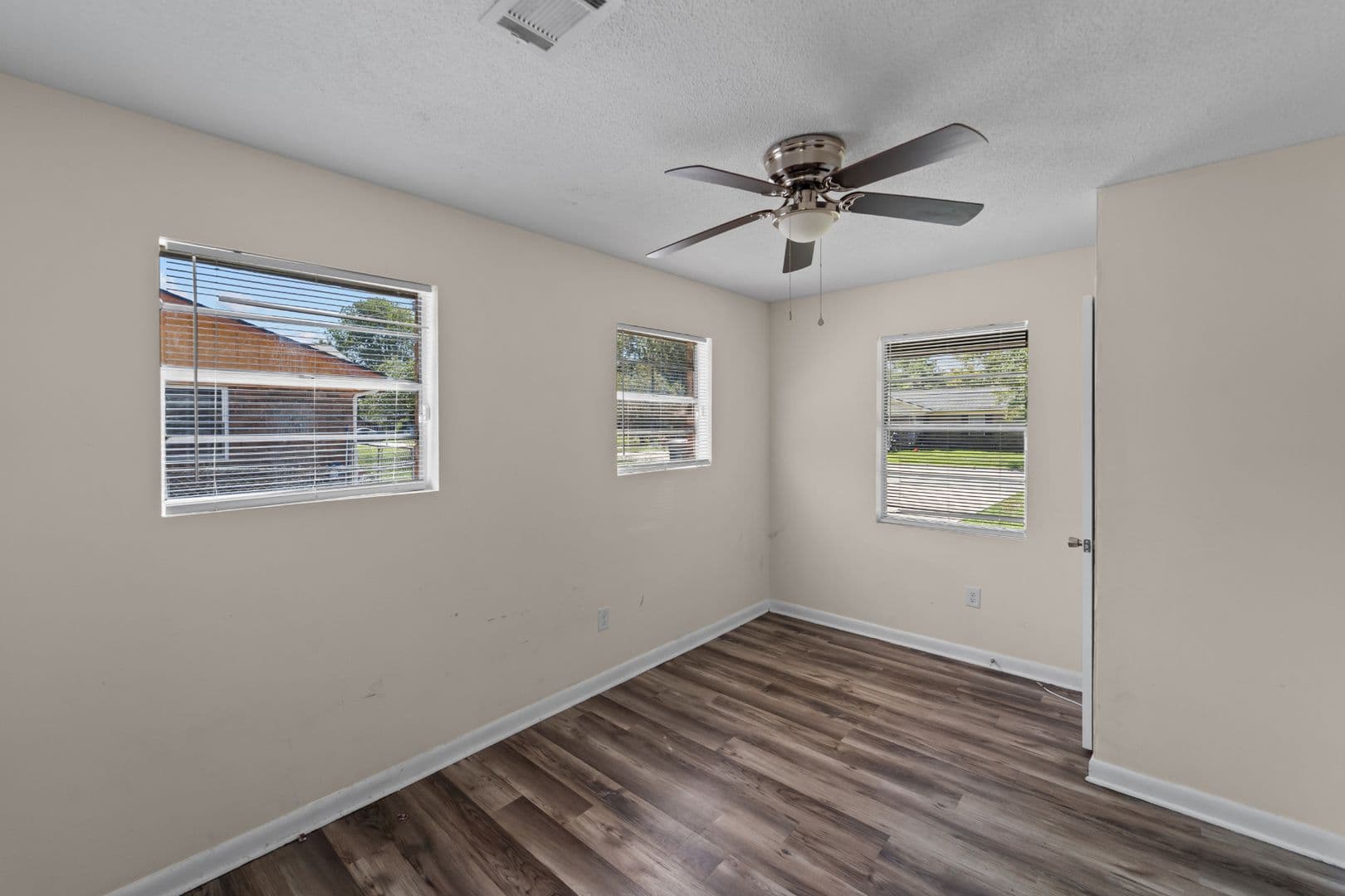 Hinesville House: 234 Deerwood Drive