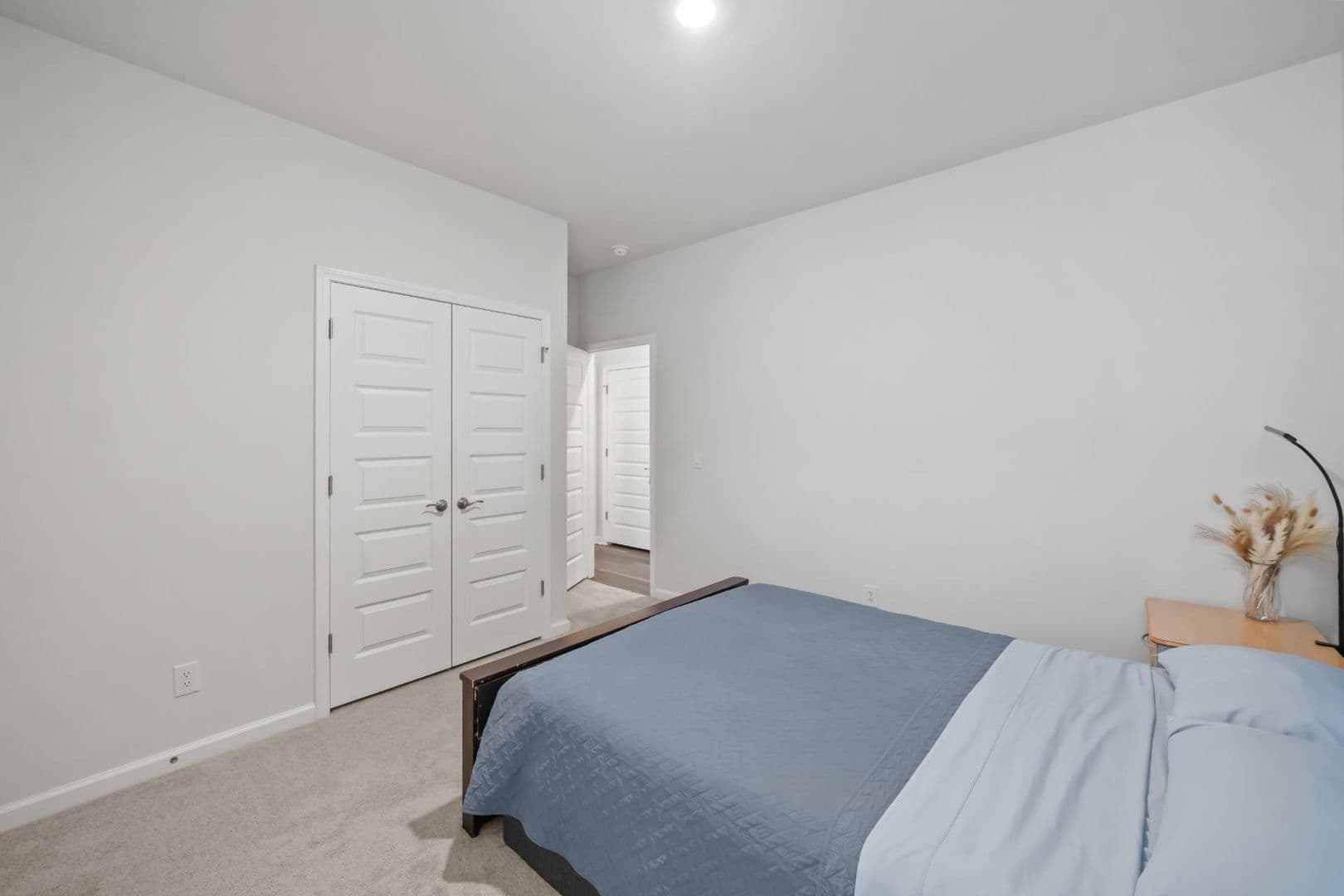 Pooler House: 182 Holloway Hill