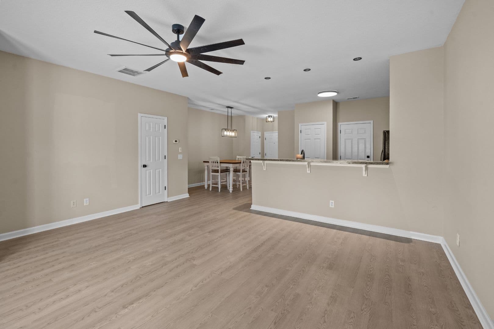 Richmond Hill Townhome: 45 Canyon Oak Loop