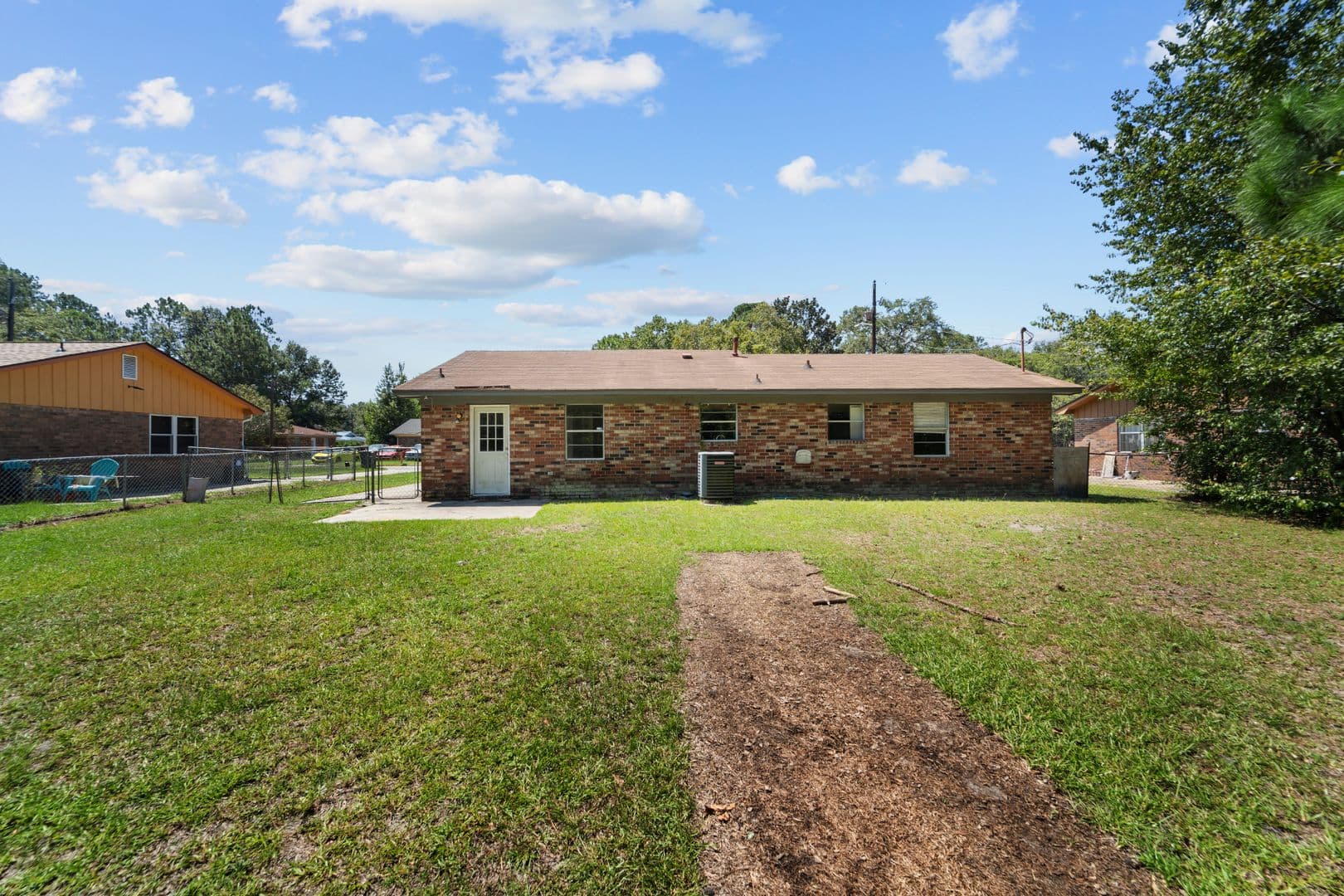 Hinesville House: 234 Deerwood Drive