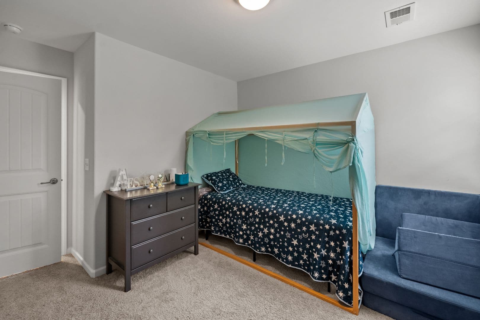 Savannah House: 226 Flagler Drive
