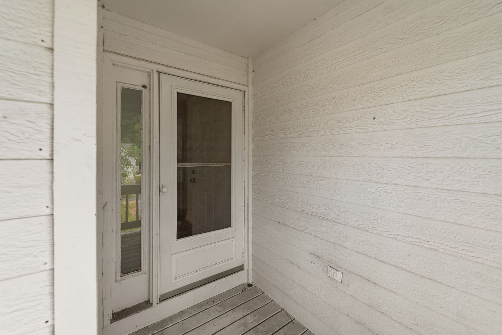 Savannah House: 143 Sugar Mill Circle