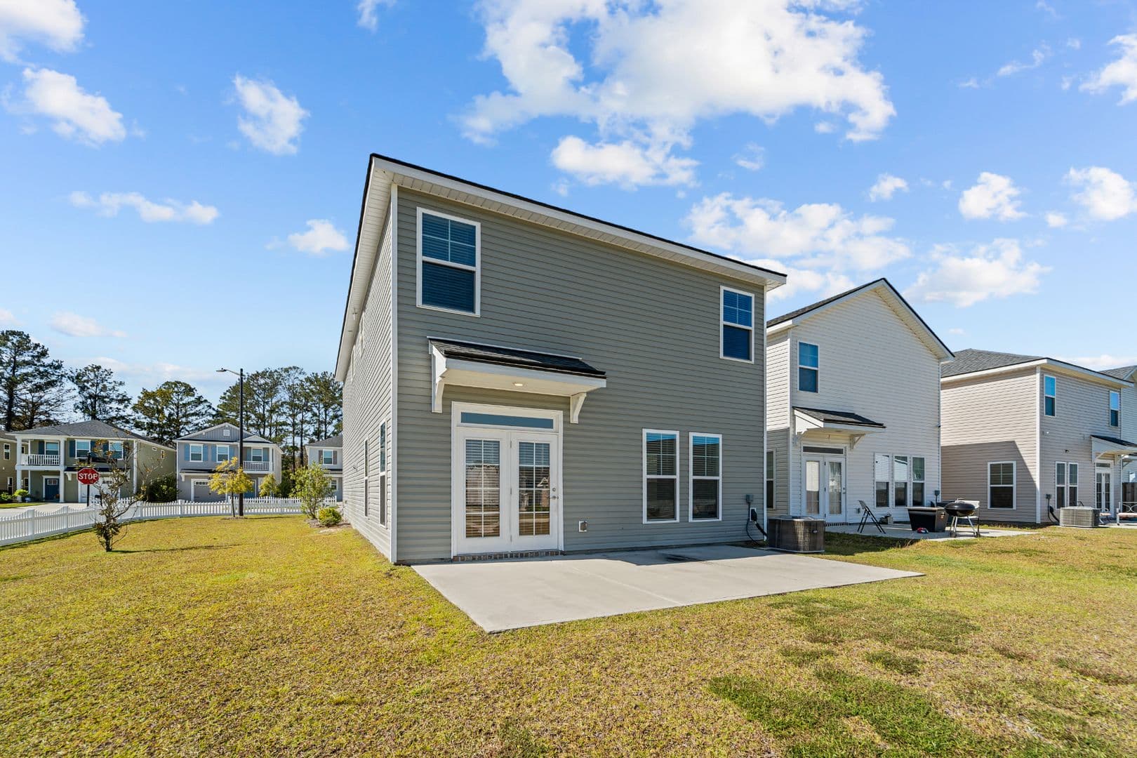 Savannah House: 207 Flagler Drive