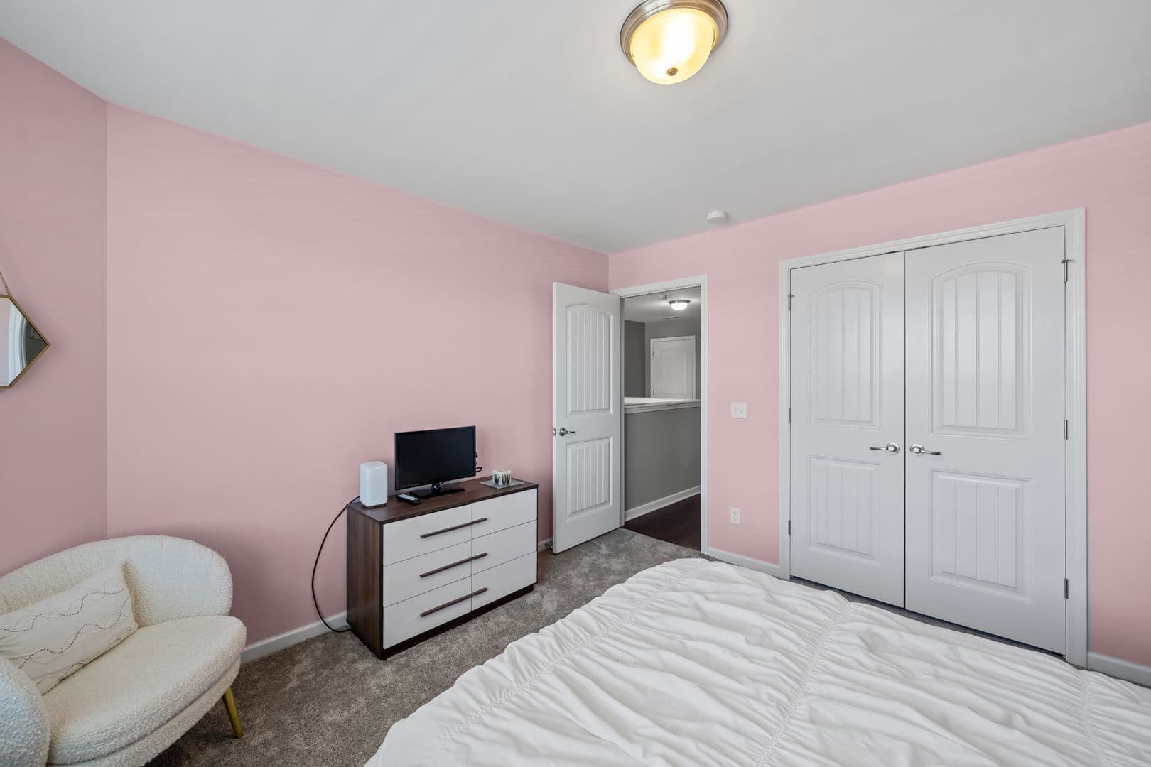 Guyton House: 112 Altamonte Drive