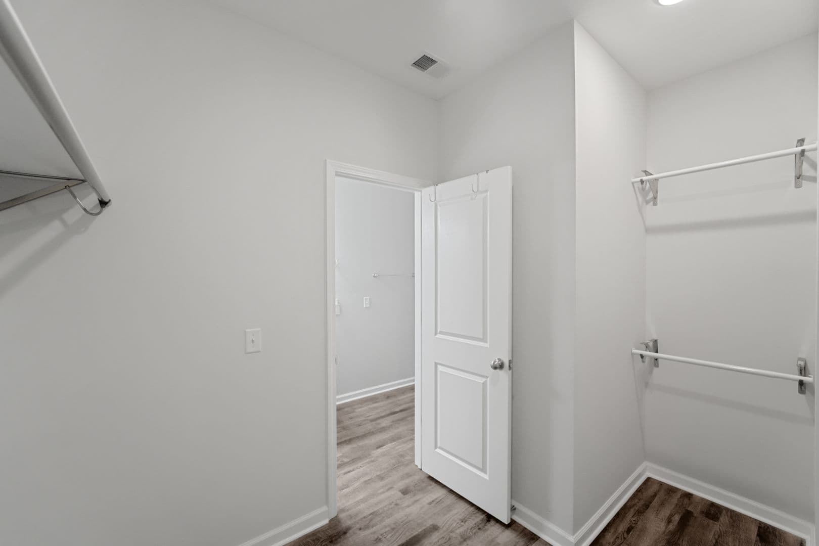 Richmond Hill House: 29 Lawley Ct