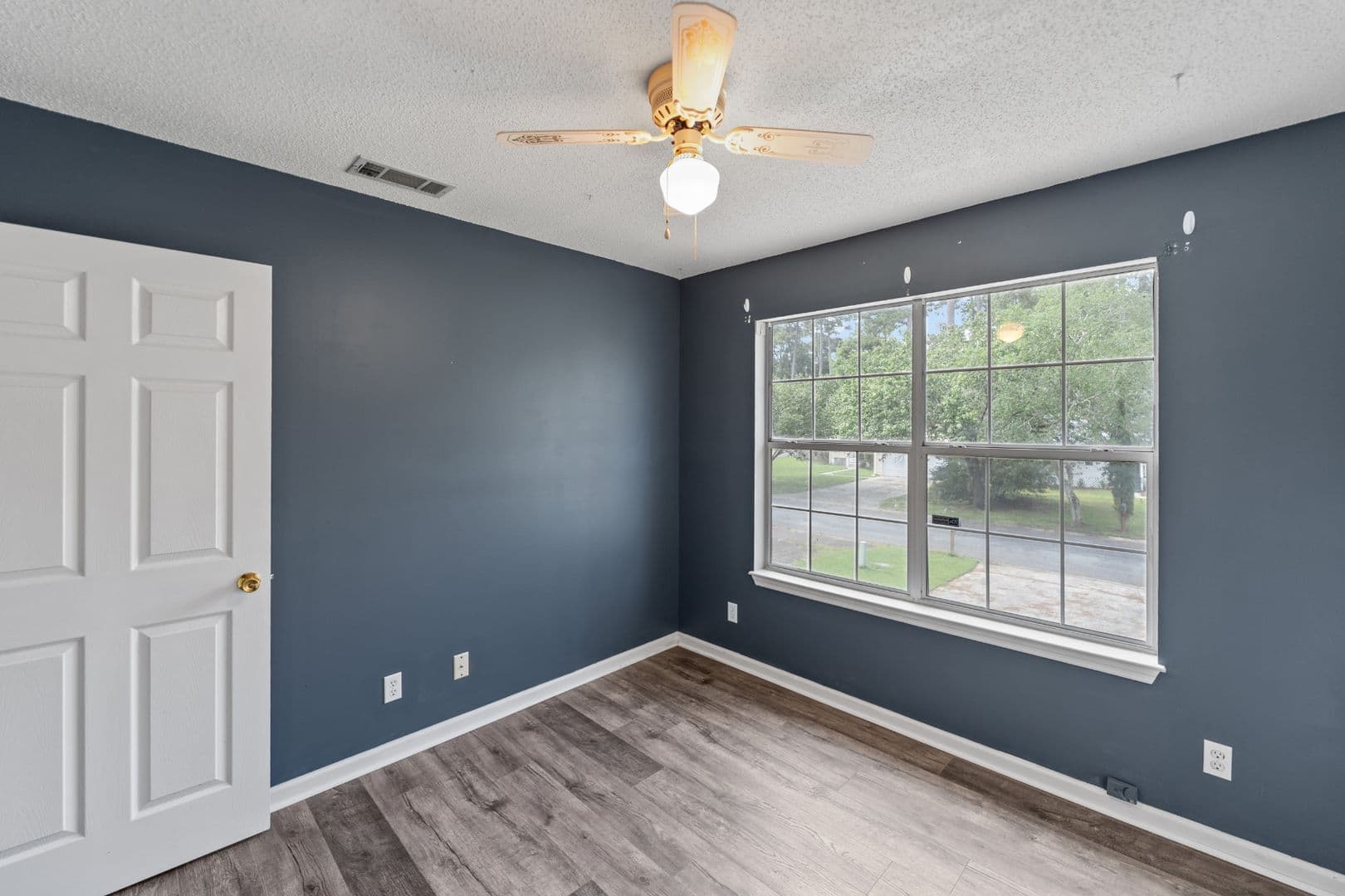 Savannah House: 143 Sugar Mill Circle