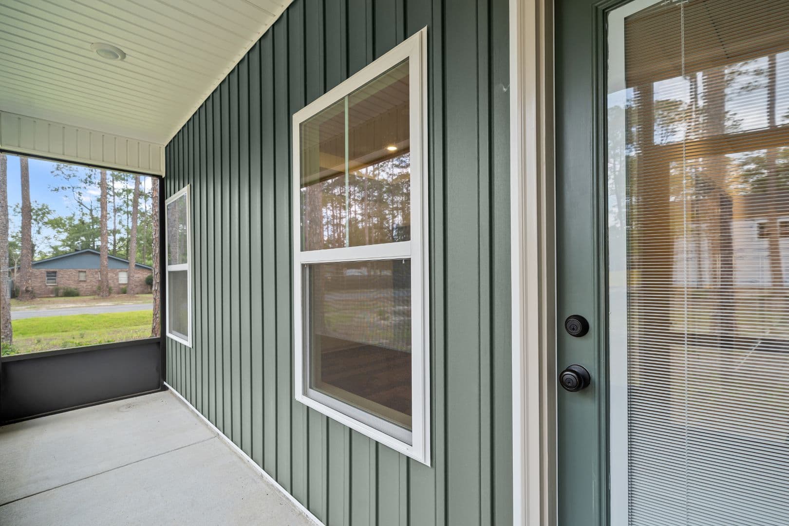 Pembroke House: 145 Waters Circle