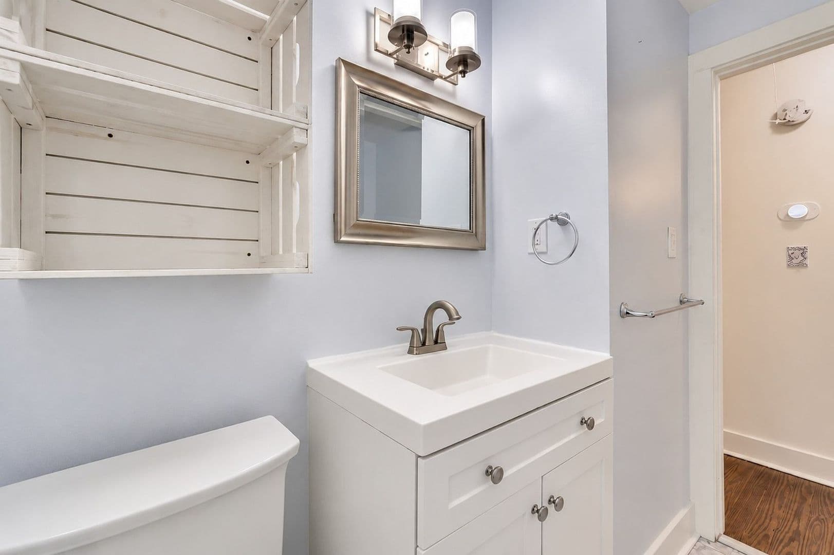Savannah House: 1620 E 34th Street