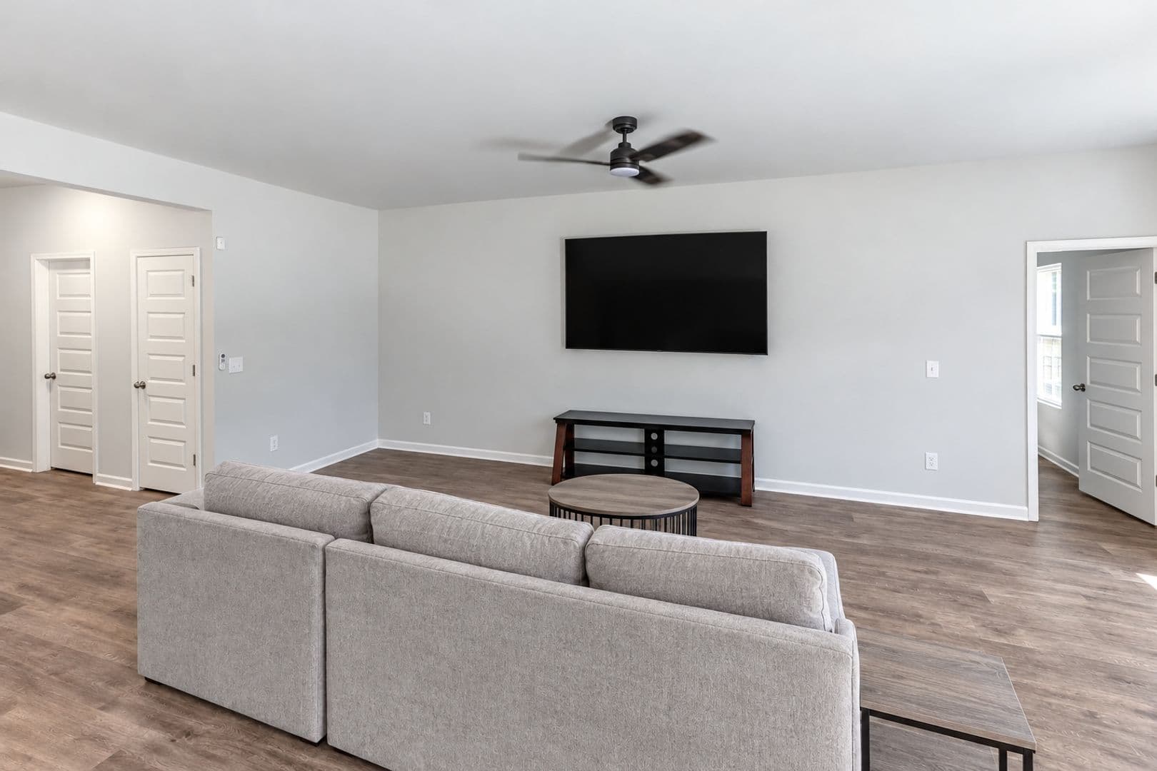 Bloomingdale House: 168 Bottlebrush Drive