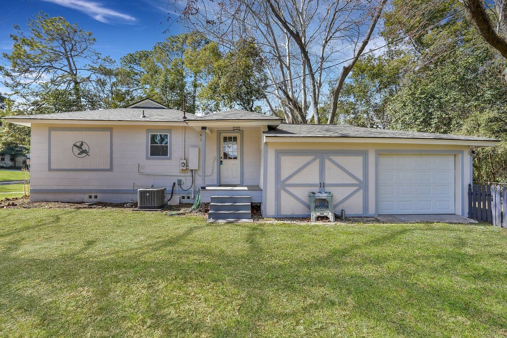 Savannah House: 1620 E 34th Street