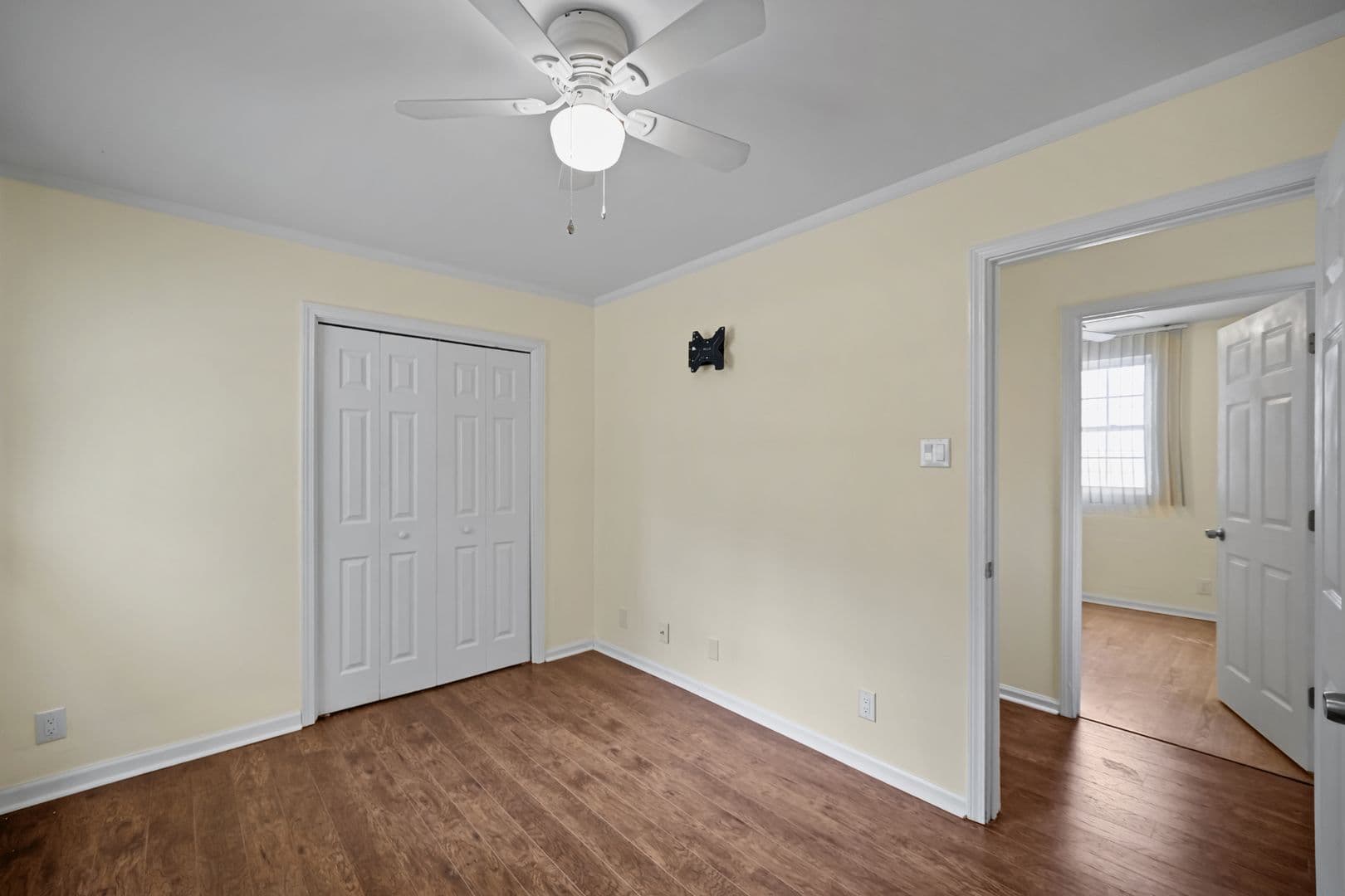 Savannah House: 1224 East Henry Street