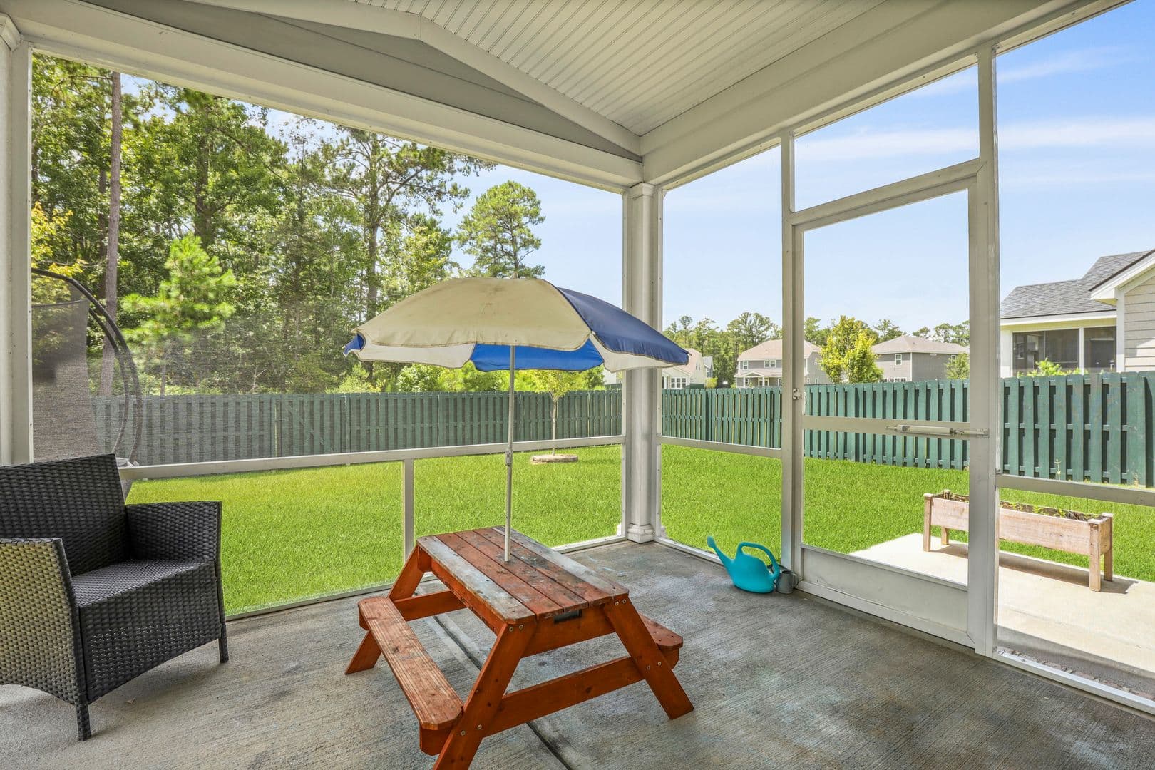 Richmond Hill House: 216 Wexford Drive