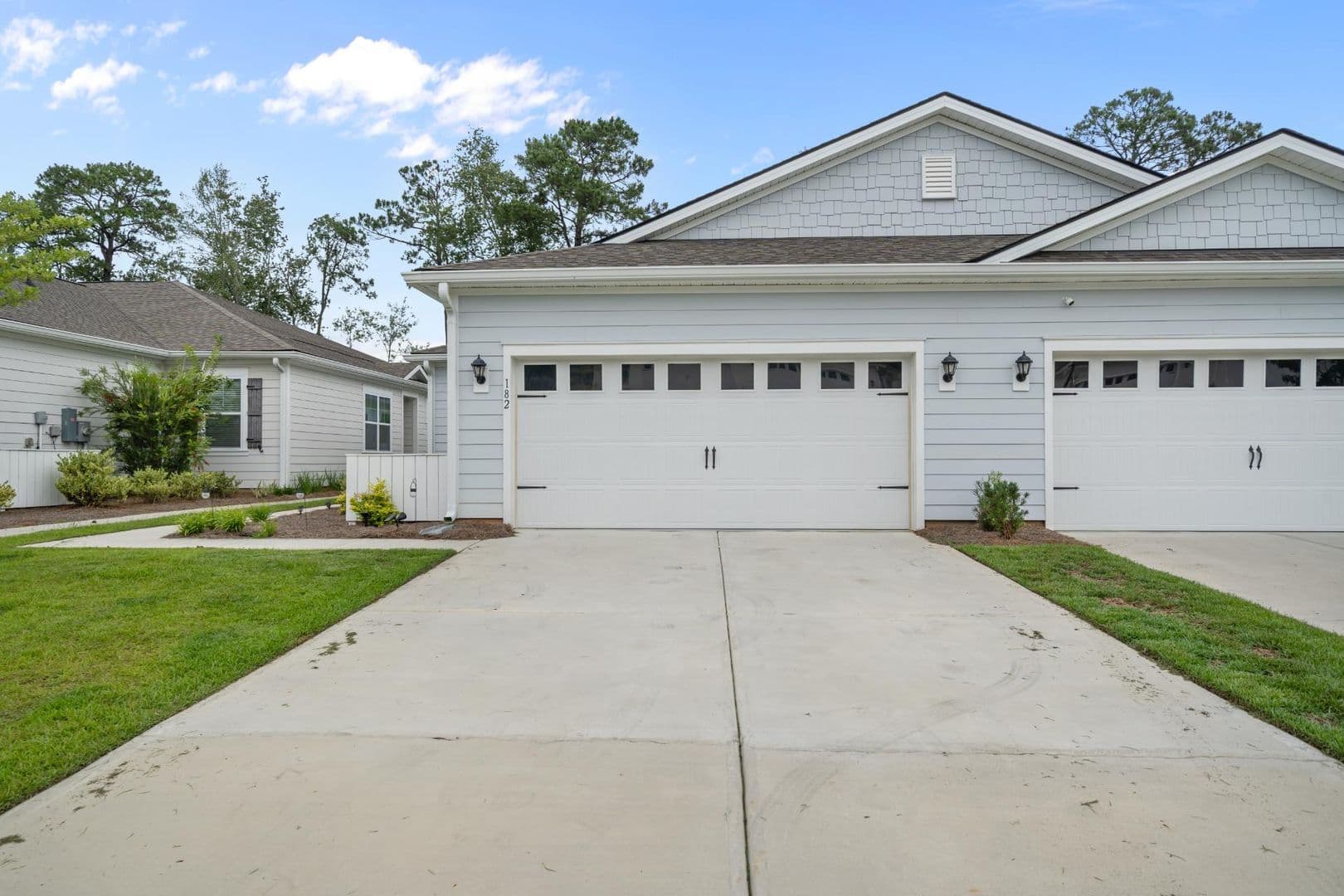 Pooler House: 182 Holloway Hill