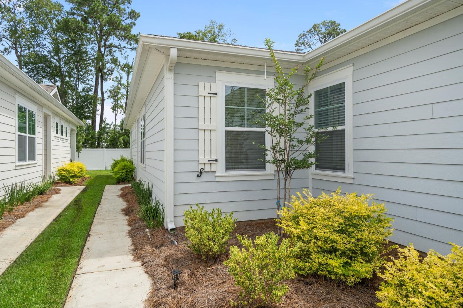 Pooler House: 182 Holloway Hill