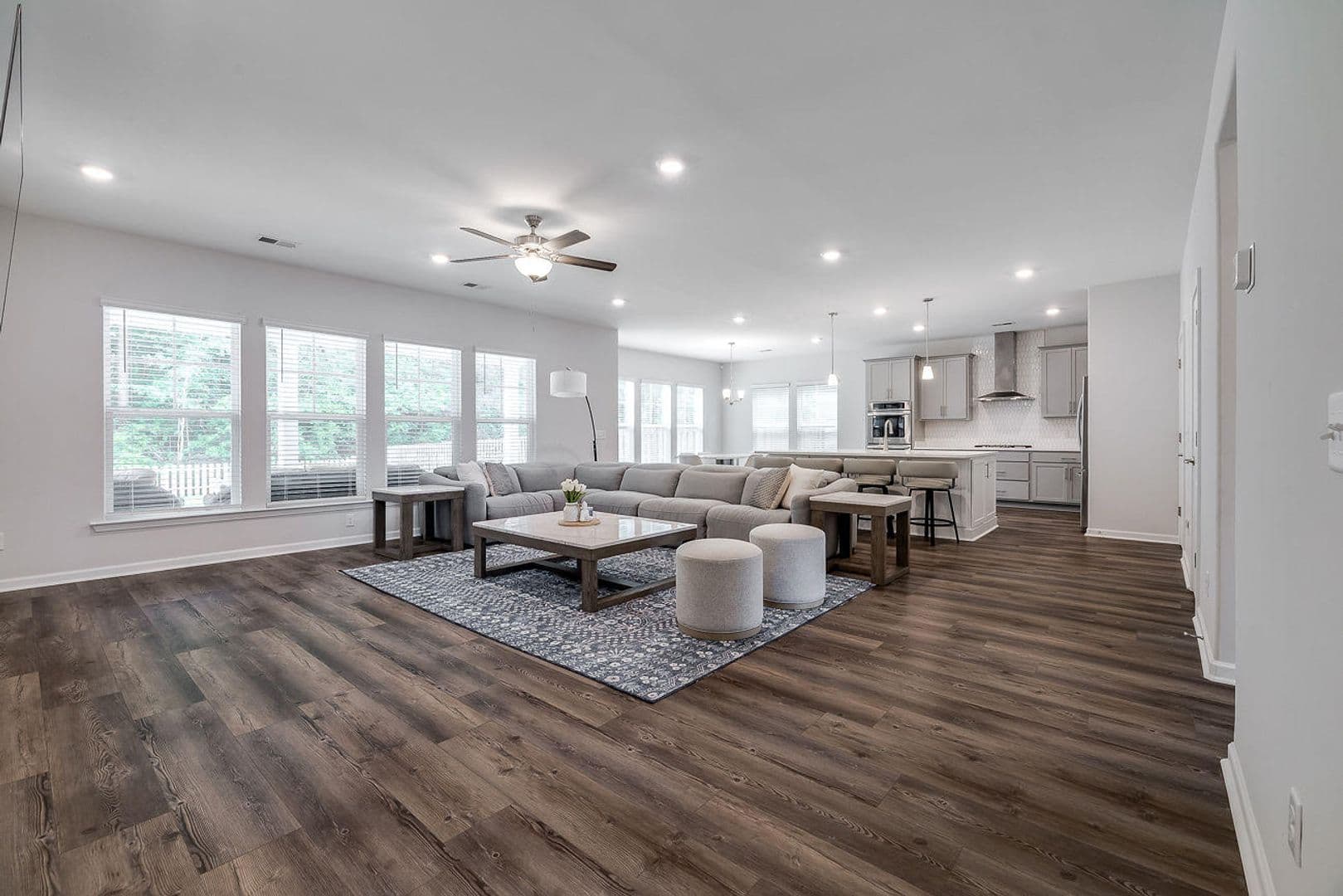 Savannah House: 42 Brookhaven Drive