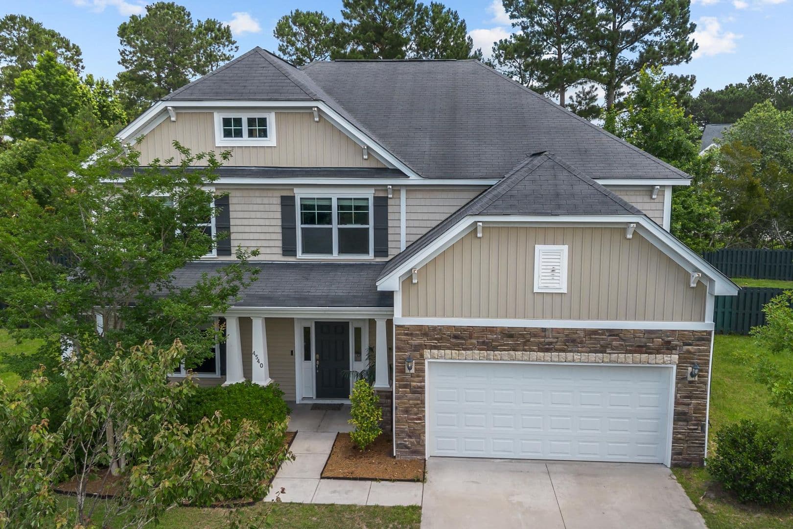 Richmond Hill House: 4540 Garden Hills Loop