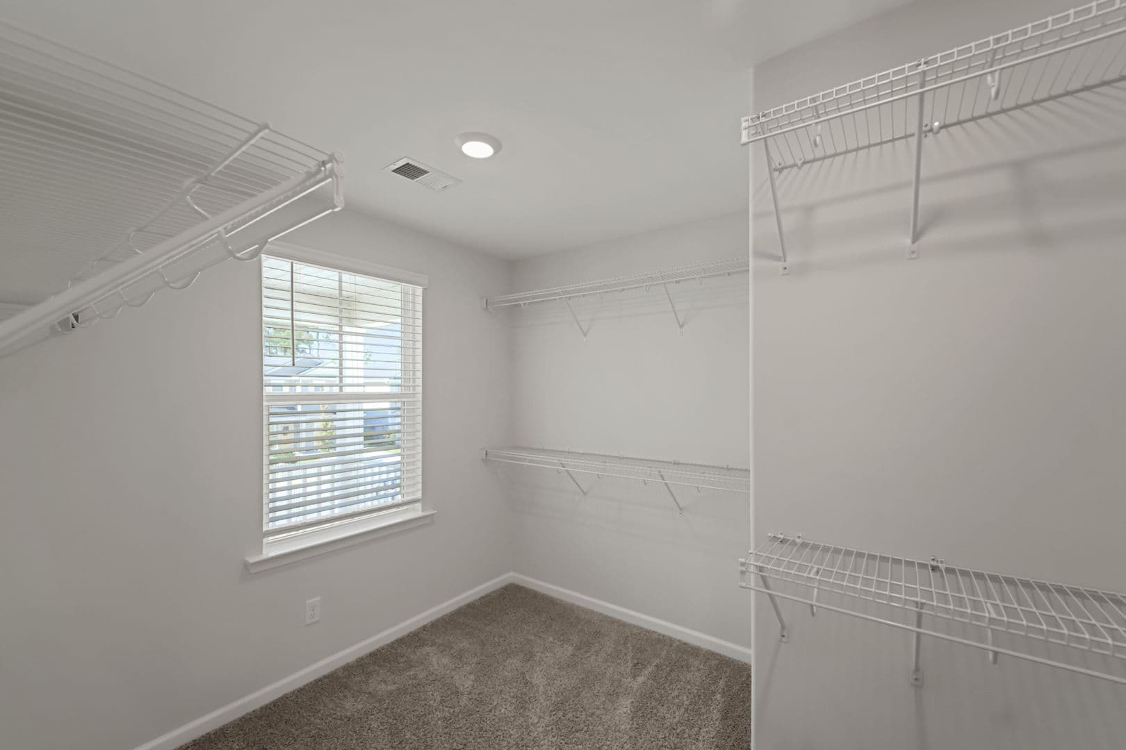 Savannah House: 207 Flagler Drive