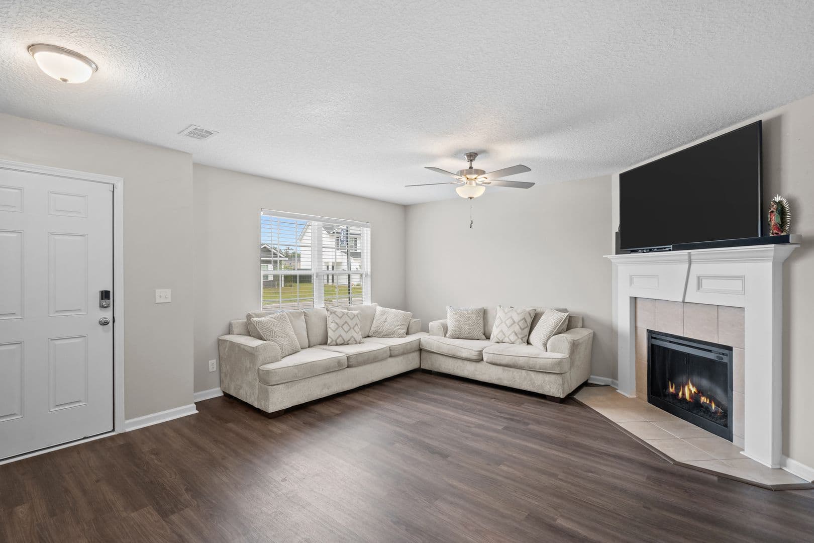 Hinesville House: 172 Brightleaf Circle