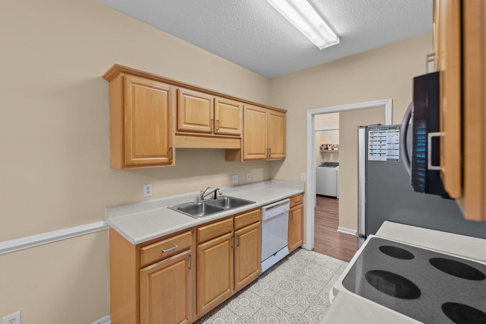 Savannah Townhome: 1159 Mohawk Street Unit B1