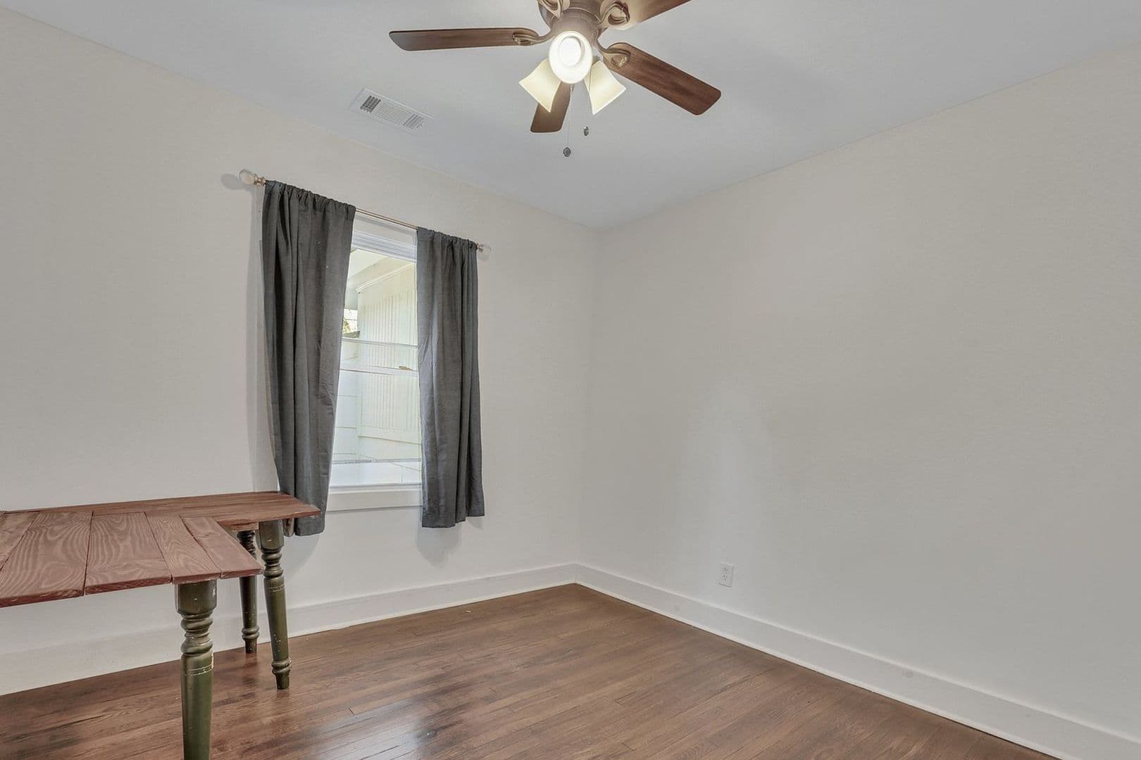 Savannah House: 1620 E 34th Street