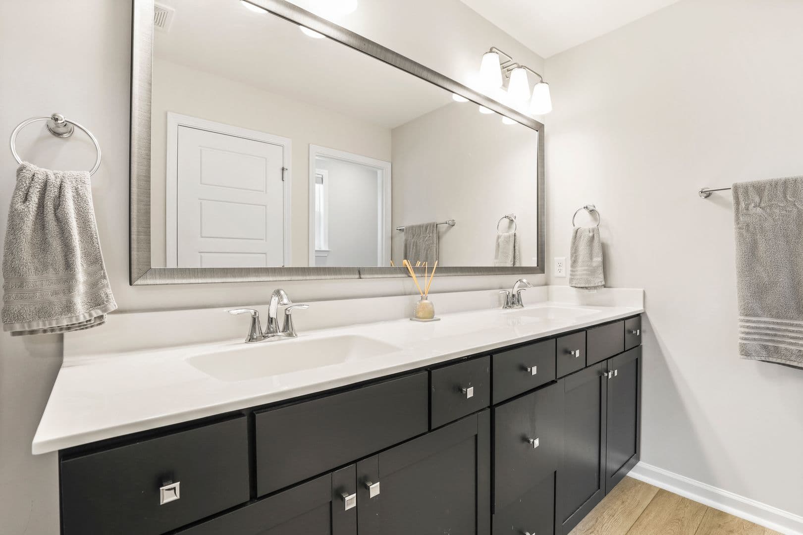 Richmond Hill House: 216 Wexford Drive
