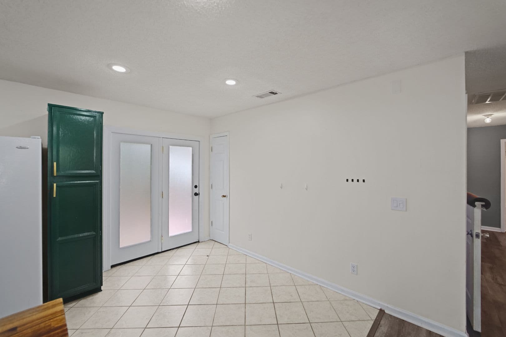 Savannah House: 143 Sugar Mill Circle