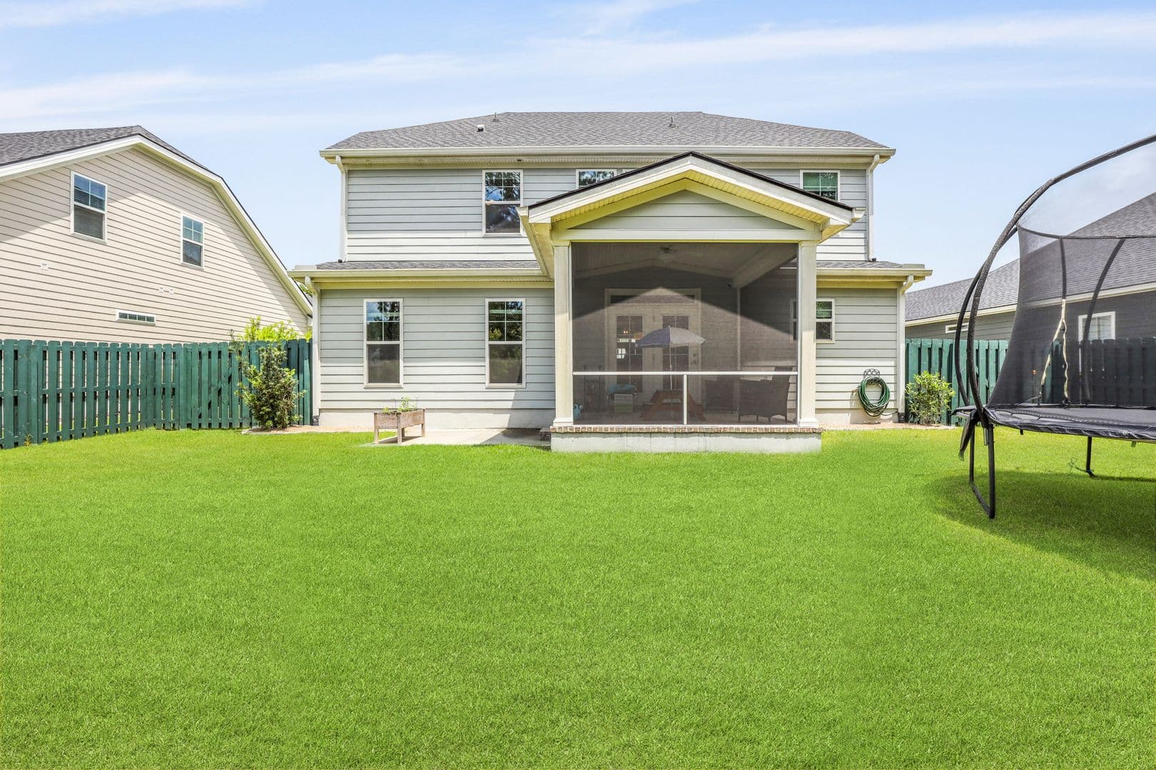 Richmond Hill House: 216 Wexford Drive