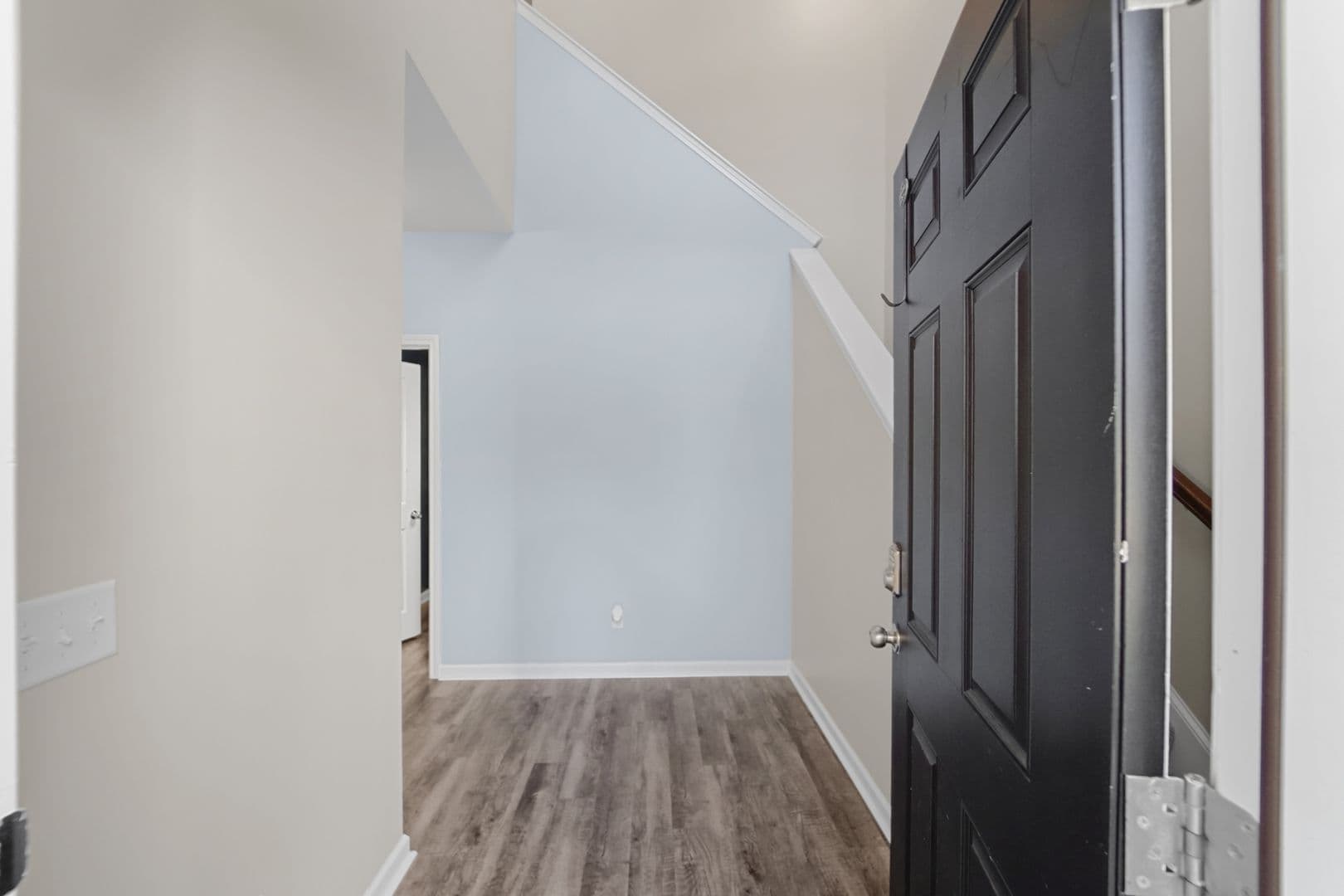 Richmond Hill House: 29 Lawley Ct