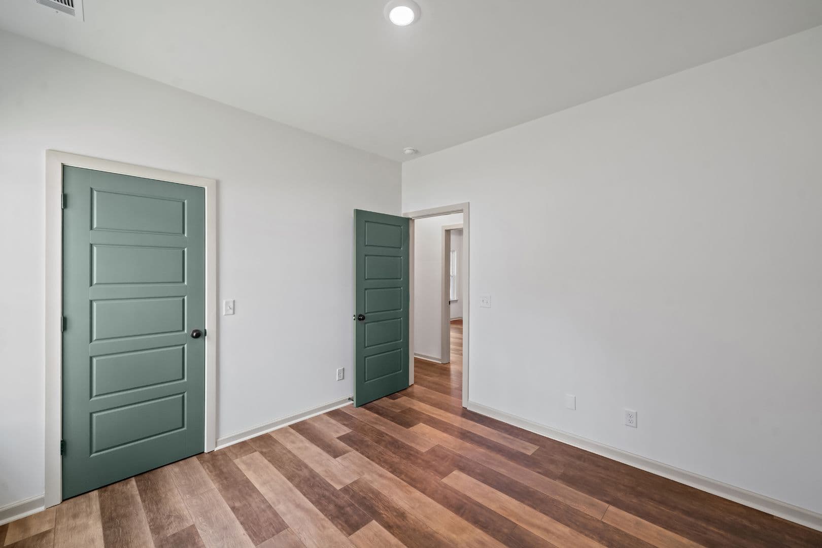 Pembroke House: 145 Waters Circle