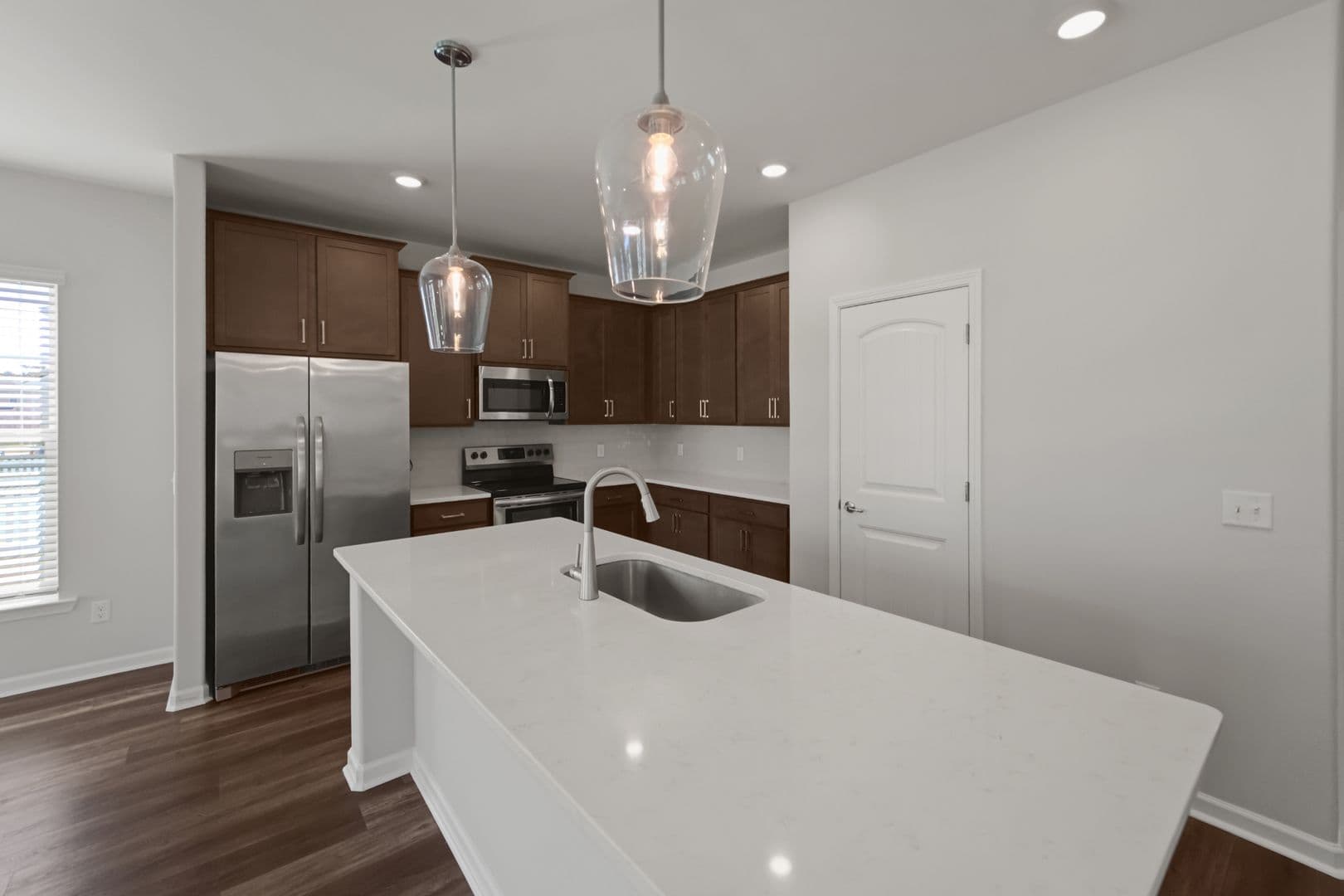 Savannah House: 207 Flagler Drive