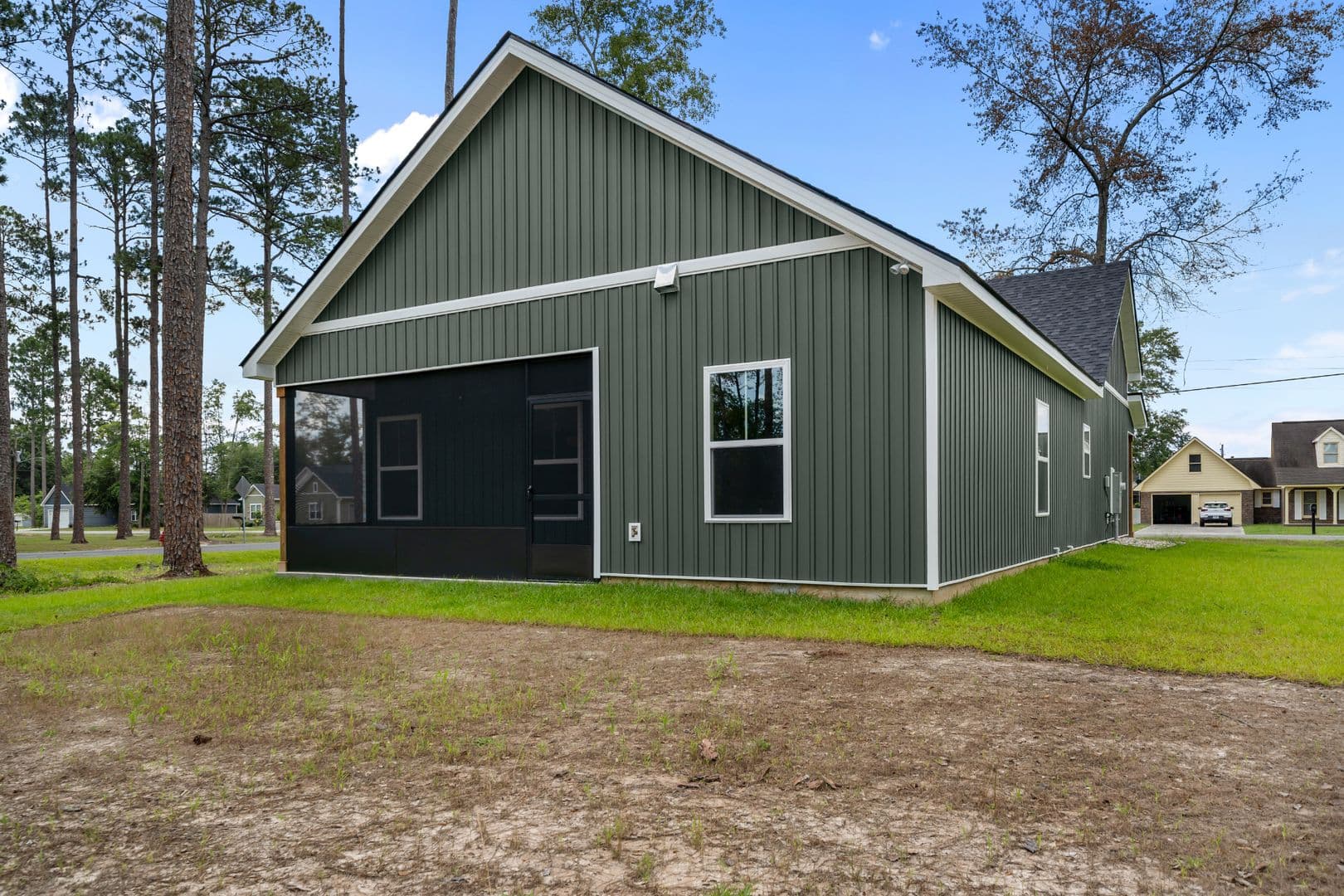 Pembroke House: 145 Waters Circle