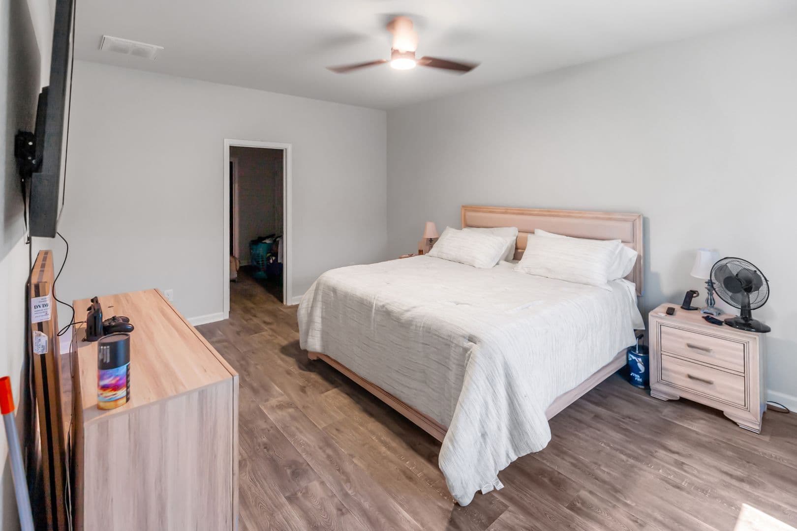 Bloomingdale House: 168 Bottlebrush Drive
