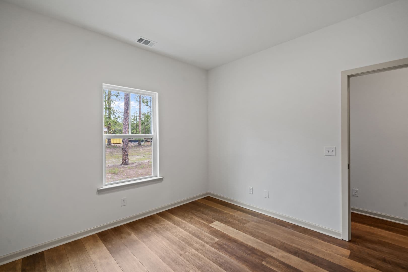 Pembroke House: 145 Waters Circle