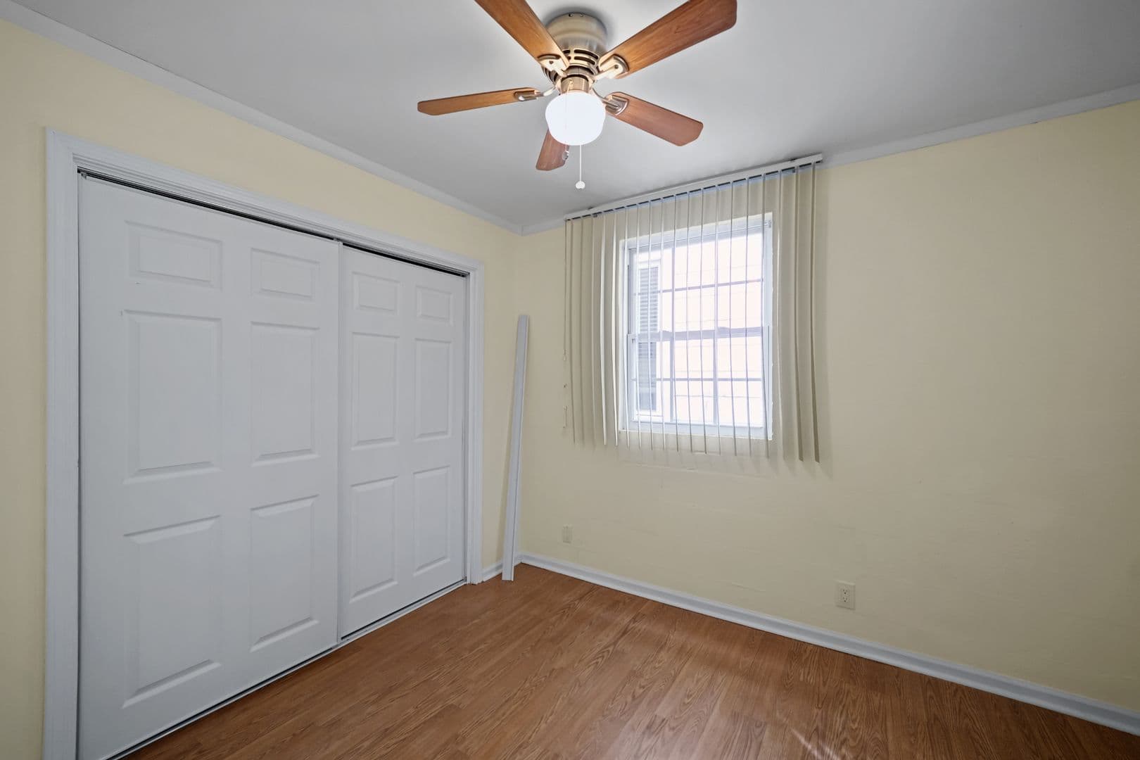 Savannah House: 1224 East Henry Street