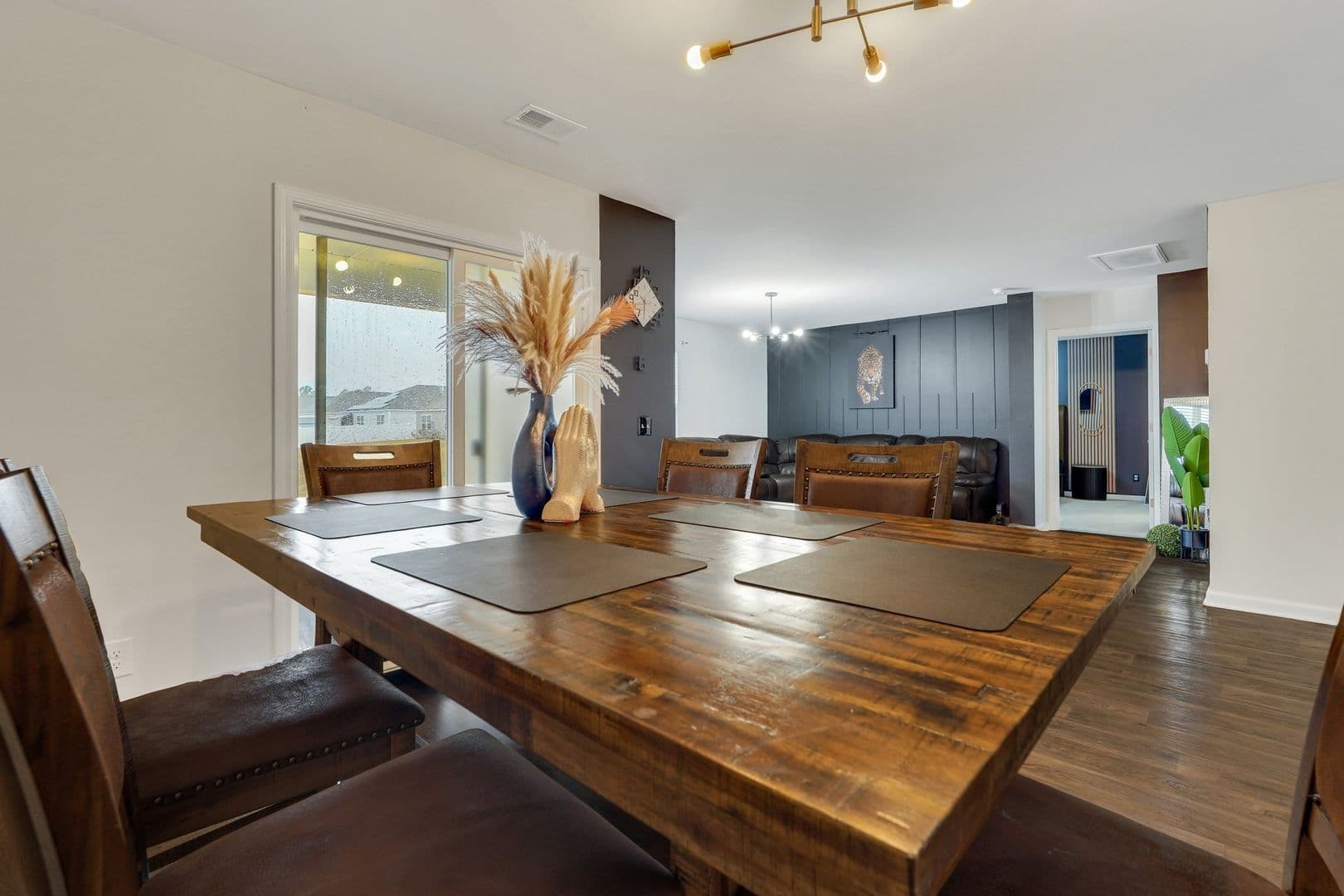 Guyton House: 123 Tobago Circle