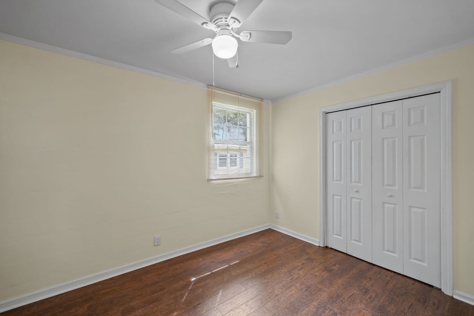 Savannah House: 1224 East Henry Street