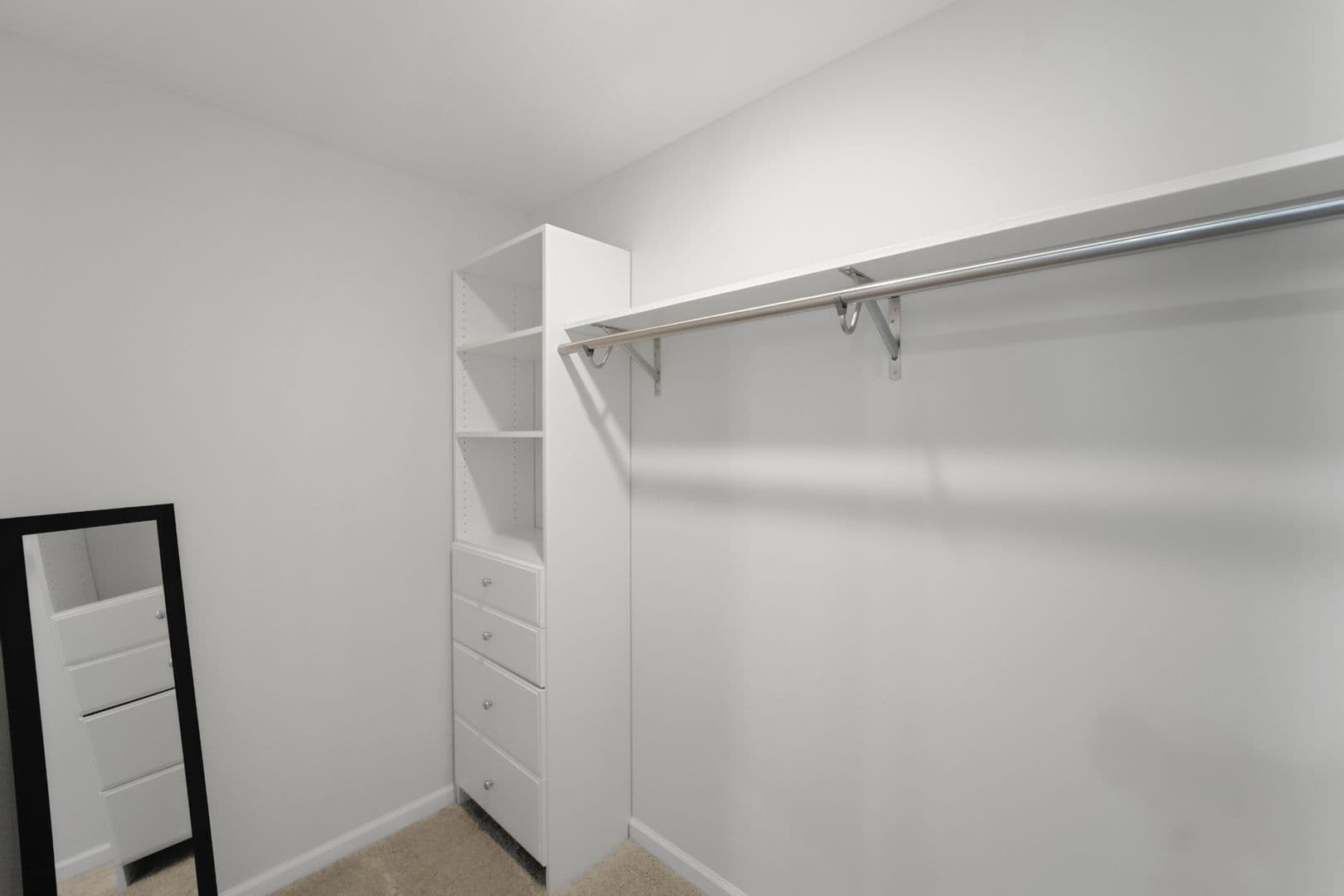 Richmond Hill House: 29 Lawley Ct