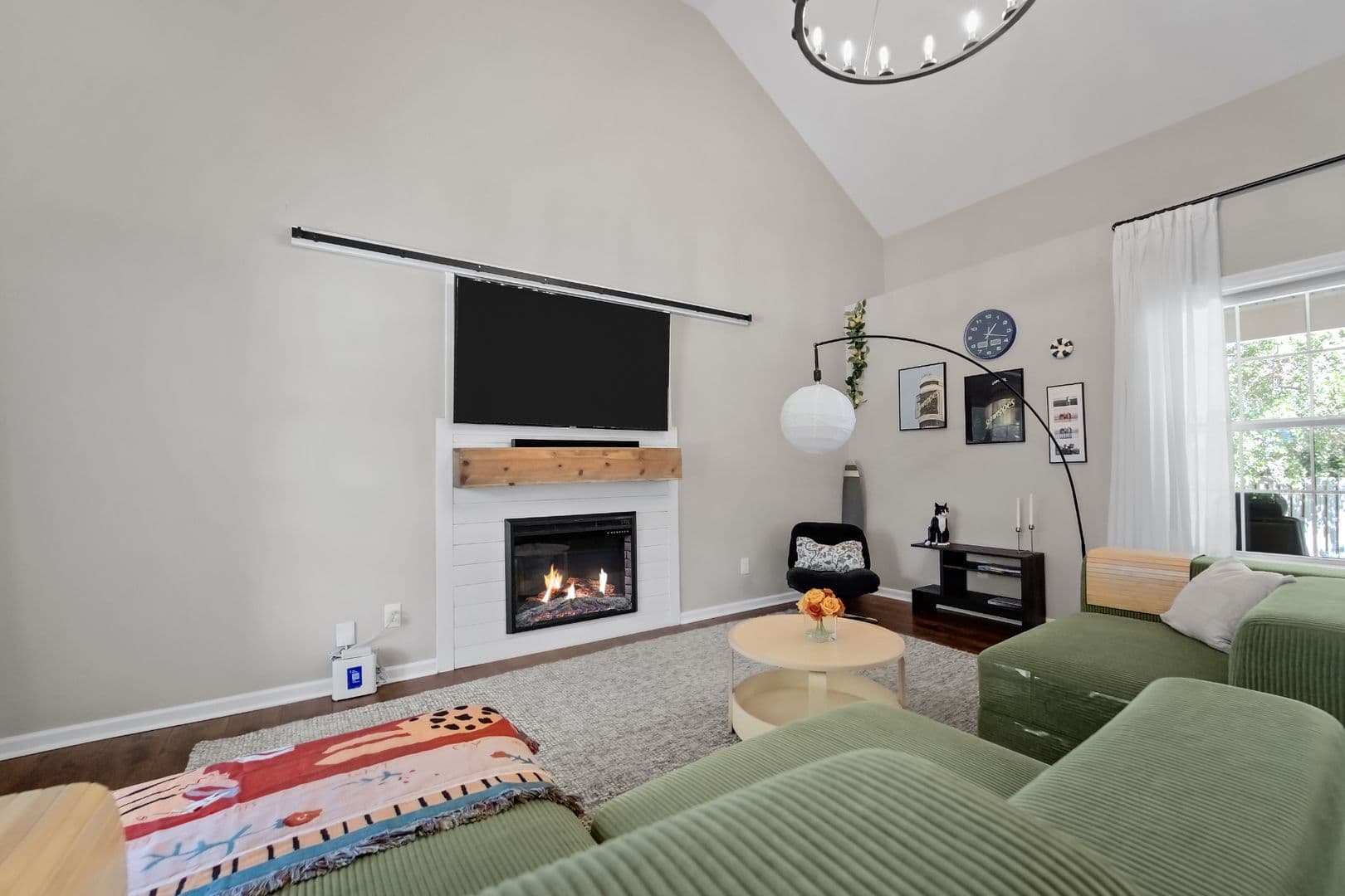 Savannah House: 28 Wesleyan Drive