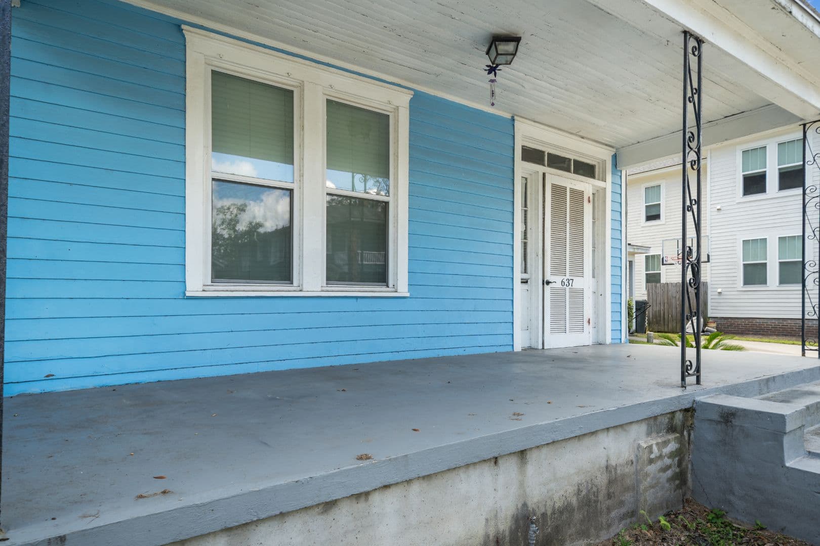 Savannah House: 637 East 39th Street