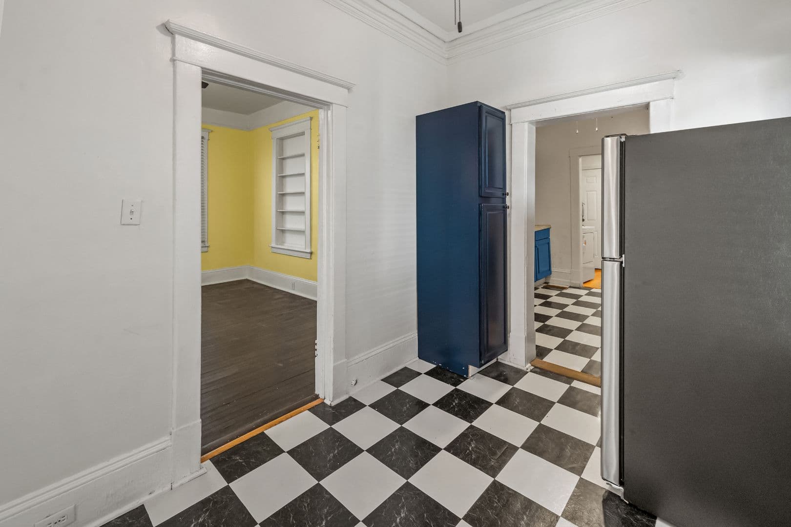 Savannah House: 637 East 39th Street
