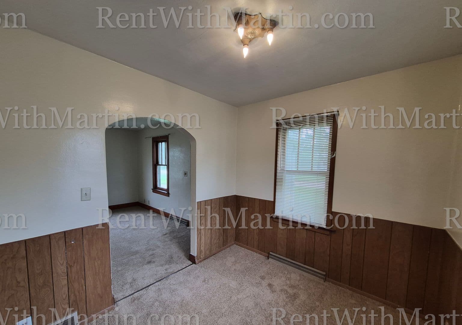 Waterloo House: 1359 Garden Ave