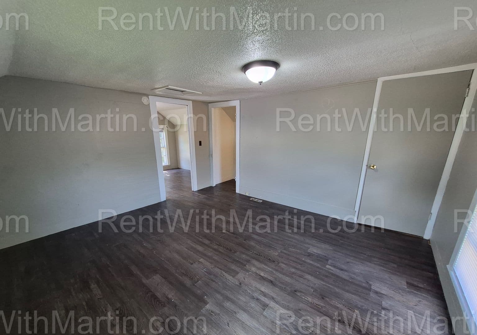 Grundy Center House: 501 D Ave