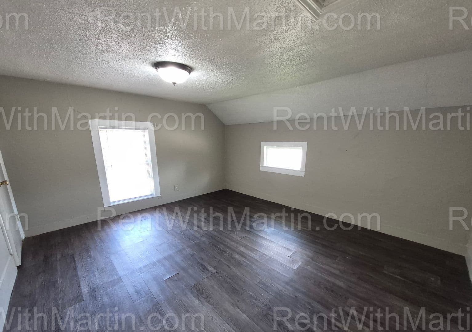 Grundy Center House: 501 D Ave