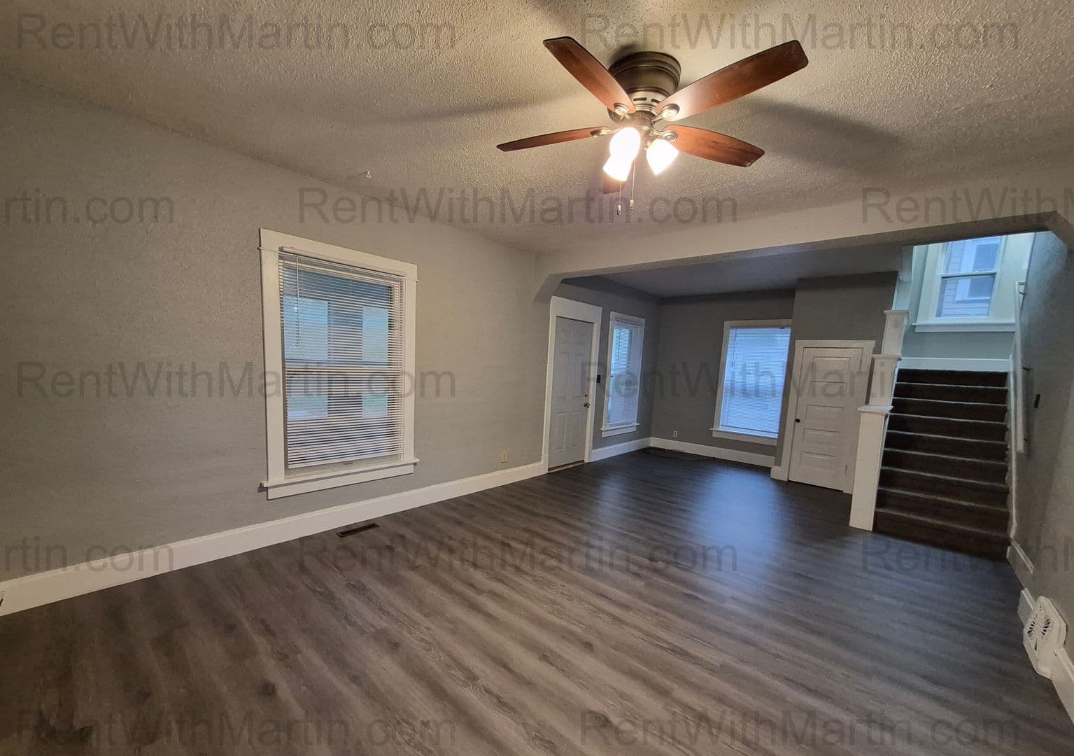 Waterloo House: 1404 W 2nd St