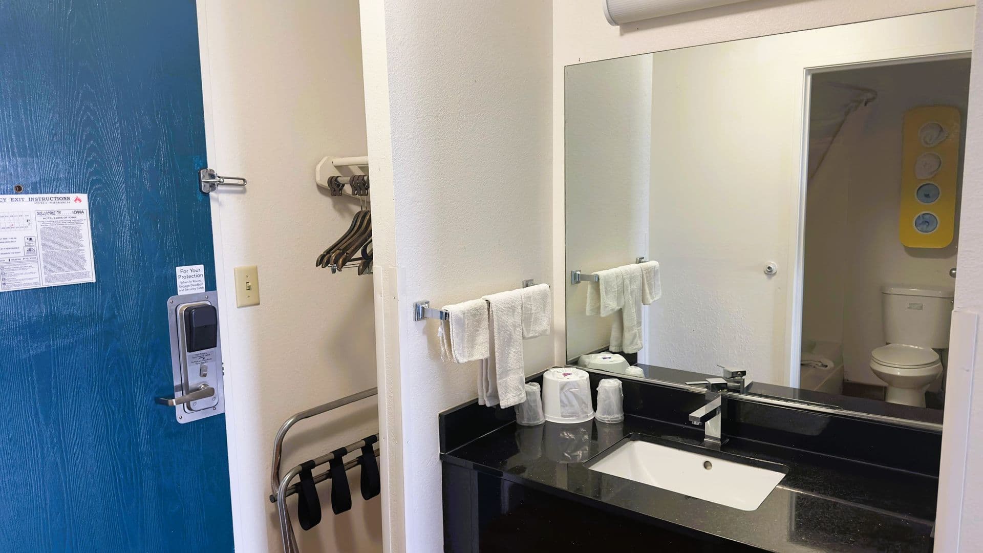 Waterloo Apartment: 2343 Logan Ave